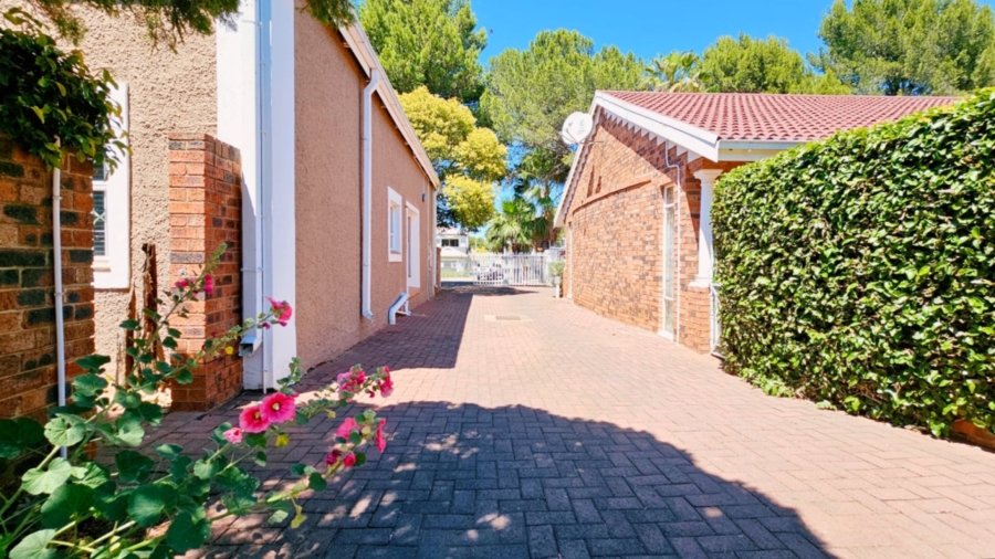 2 Bedroom Property for Sale in Westdene Free State